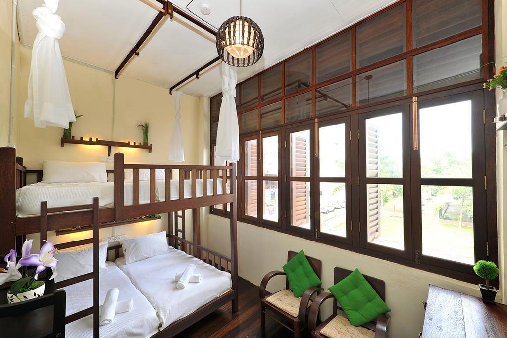 Silver Shine Guesthouse George Town Room photo